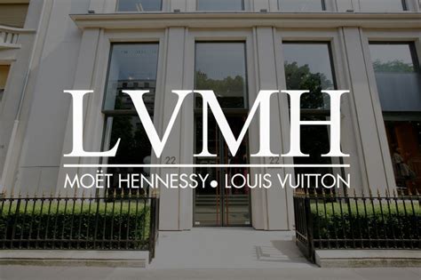 is balenciaga lvmh